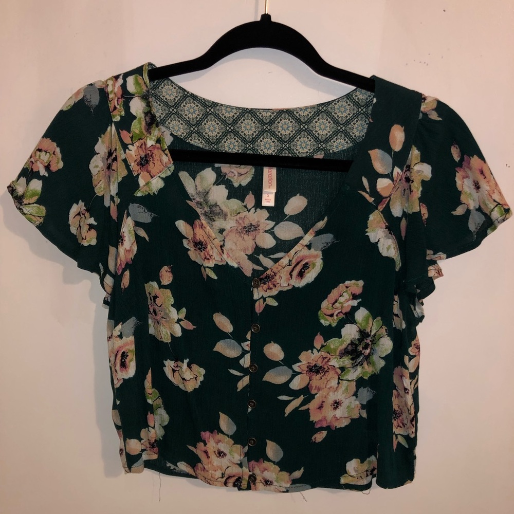 Floral green cropped Target shirt